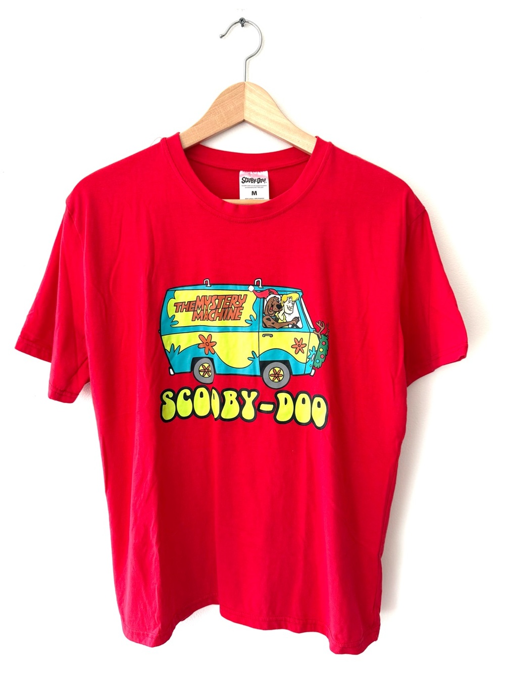 Scooby-Doo Christmas Mystery Machine Red Holiday Graphic T-Shirt M Runs Small